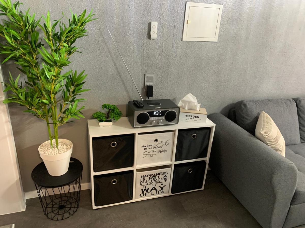 Exklusive Stadtwohnung Am Elbradweg: Best-preis-fewo Rathausblick 1 Fuer Max. 3 Pers. Inkl. Wlan, Prime Video & Self Check-in Appartement *